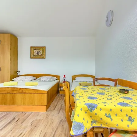 Drago アパート *