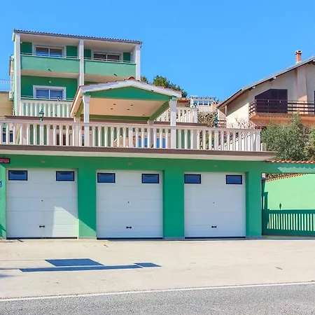 דירה Drago מרינה